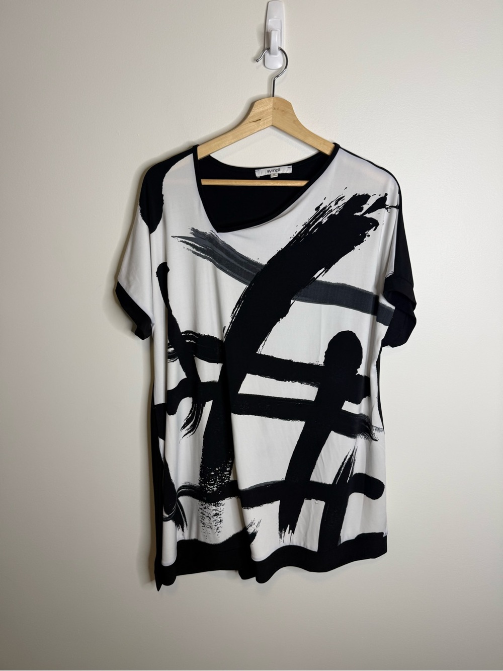 Sympli Black & White Abstract Brushstroke Tunic Top size 16